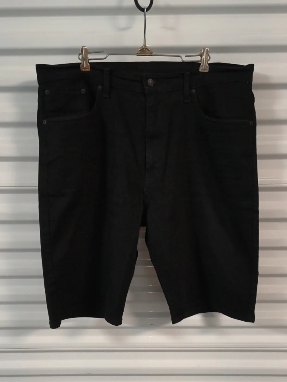 Levi’s 569 Loose Fit Men’s 38 Denim Shorts  Inseam 12